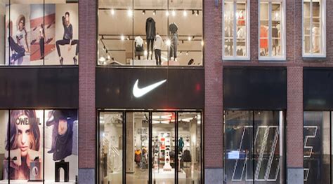 nike maxis muiden openingstijden|Nike Factory Store Muiden. MUIDEN, NLD. Nike.com NL.